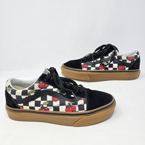 Vans Shoes - Vans Old Skool Platform Cherry Checkerboard Gum Sole Sneakers Womens 5.5 Black